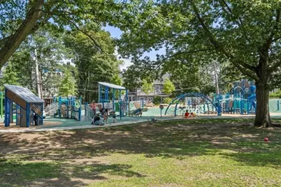 52 Clinton Road, Brookline, MA 02445 - Photo 32