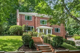 52 Clinton Rd, Brookline, MA 02445 - Photo 1