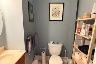 29 Rosemont St, Boston, MA 02122 - Photo 24