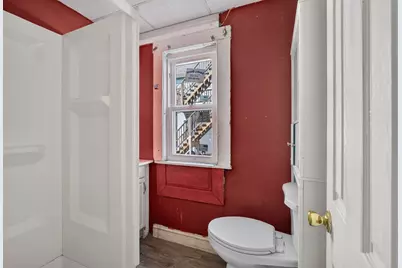 37 Fourth St, Lowell, MA 01850 - Photo 18