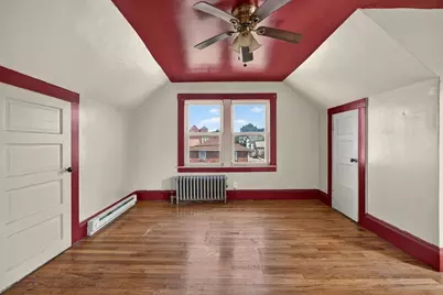 37 Fourth St, Lowell, MA 01850 - Photo 36