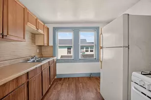 37 4th St, Lowell, MA 01850 - Photo 32