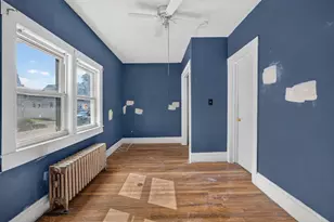 37 4th St, Lowell, MA 01850 - Photo 14