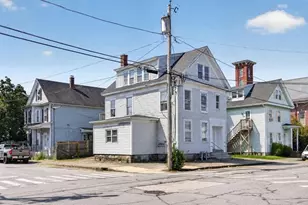 37 4th St, Lowell, MA 01850 - Photo 4
