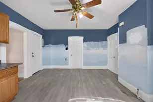 37 4th St, Lowell, MA 01850 - Photo 10