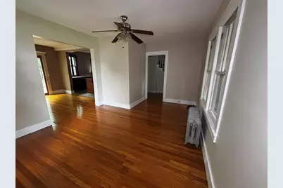 109 Kingsley St, Springfield, MA 01104 - Photo 6