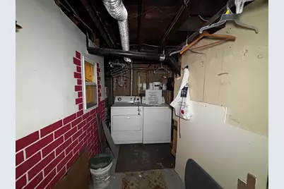 109 Kingsley St, Springfield, MA 01104 - Photo 26