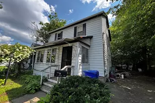 109 Kingsley St, Springfield, MA 01104 - Photo 2