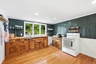 176 Sherburne Ave, Tyngsborough, MA 01879 - Photo 4
