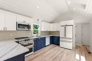 20-22 Glendale Ln, Harwich, MA 02645 - Photo 6