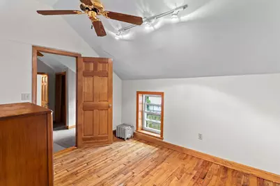 9 Mechanic St, Framingham, MA 01701 - Photo 20