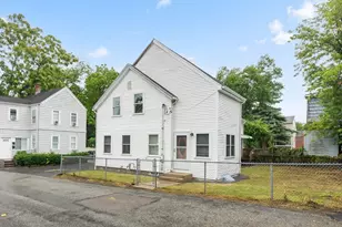 9 Mechanic St, Framingham, MA 01701 - Photo 4