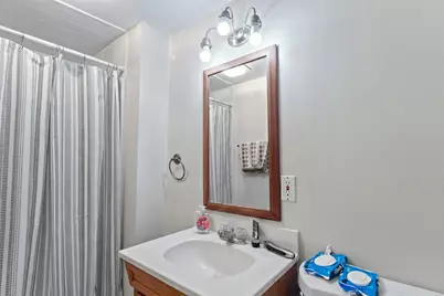 9 Mechanic St, Framingham, MA 01701 - Photo 14