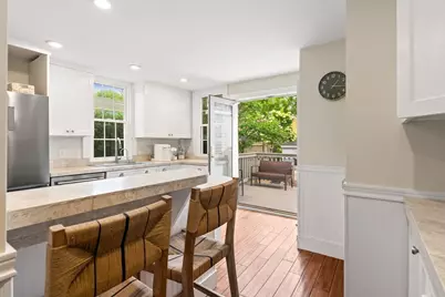 16 Warren St #16, Newburyport, MA 01950 - Photo 4