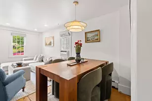 16 Warren St, Newburyport, MA 01950 - Photo 12