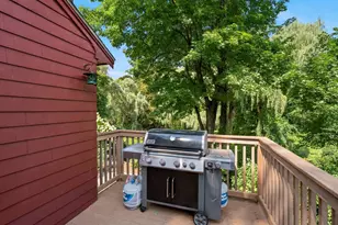 41 Brook St, Wakefield, MA 01880 - Photo 18