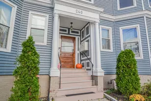 240 Franklin St, Cambridge, MA 02139 - Photo 2