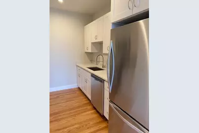 208-208A Neponset Valley Pkwy, Boston, MA 02136 - Photo 8