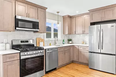 60 Sable Ave, Dartmouth, MA 02747 - Photo 2