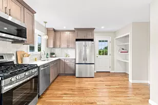 60 Sable Ave, Dartmouth, MA 02747 - Photo 8