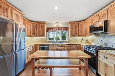 478 Western Ave, Westfield, MA 01085 - Photo 12