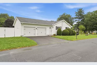 478 Western Ave, Westfield, MA 01085 - Photo 6