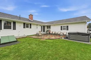 478 Western Ave, Westfield, MA 01085 - Photo 8