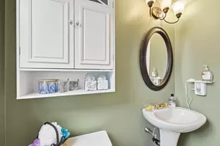 71 Ogden St, Springfield, MA 01151 - Photo 22