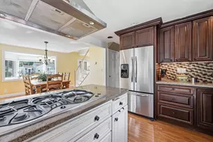 71 Ogden St, Springfield, MA 01151 - Photo 6