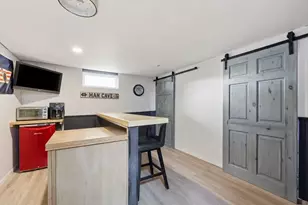 71 Ogden St, Springfield, MA 01151 - Photo 30