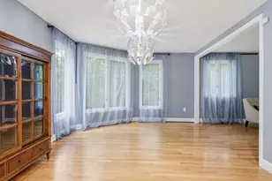 247 Hampstead St, Methuen, MA 01844 - Photo 16
