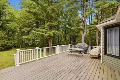 247 Hampstead St, Methuen, MA 01844 - Photo 38