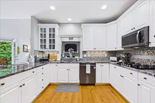 43 White Cliffs Dr, Plymouth, MA 02360 - Photo 18