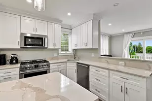 274 Providence Rd, Grafton, MA 01560 - Photo 16