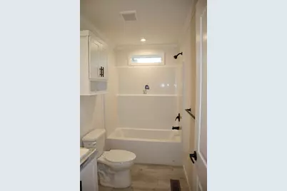 1346 Newport Ave #B22, Attleboro, MA 02703 - Photo 14