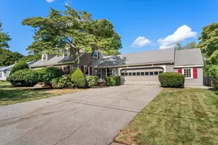 20 Oakhurst Rd, Beverly, MA 01915 - Photo 1