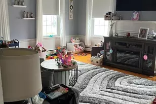 8 Pleasant St, Leicester, MA 01524 - Photo 4