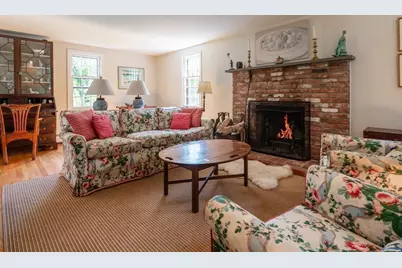 494 Asbury St, Hamilton, MA 01936 - Photo 6