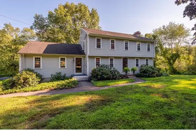 494 Asbury St, Hamilton, MA 01936 - Photo 1