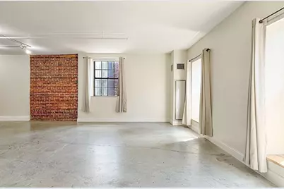 172 Middle St #303, Lowell, MA 01852 - Photo 4