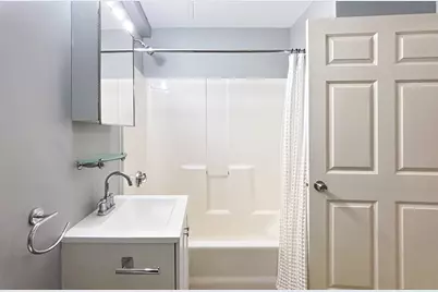 172 Middle St #303, Lowell, MA 01852 - Photo 12