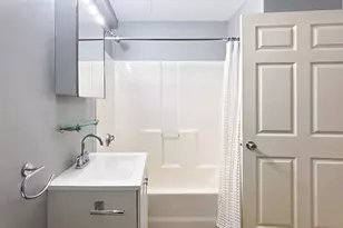 172 Middle St, Lowell, MA 01852 - Photo 12