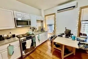 206 Hanover St, Boston, MA 02113 - Photo 1