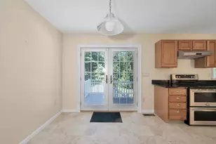 22 Winter St, Holbrook, MA 02343 - Photo 12
