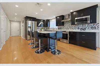 10 Bryan Dr, Taunton, MA 02780 - Photo 4