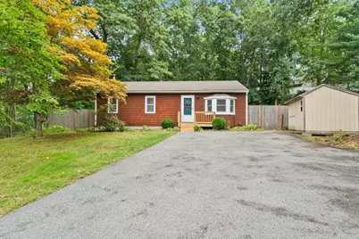 7 Riverview Dr, Middleton, MA 01949 - Photo 2