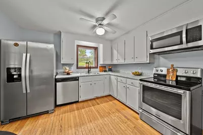 7 Riverview Dr, Middleton, MA 01949 - Photo 6