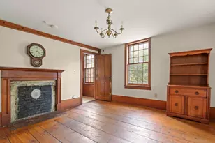 10 Poquanticut Ave, Easton, MA 02334 - Photo 8