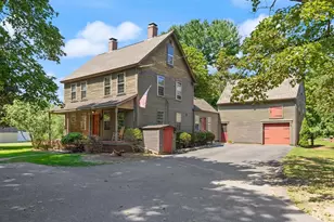 10 Poquanticut Ave, Easton, MA 02334 - Photo 1