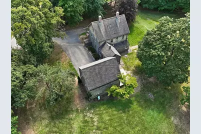 10 Poquanticut Ave, Easton, MA 02334 - Photo 6